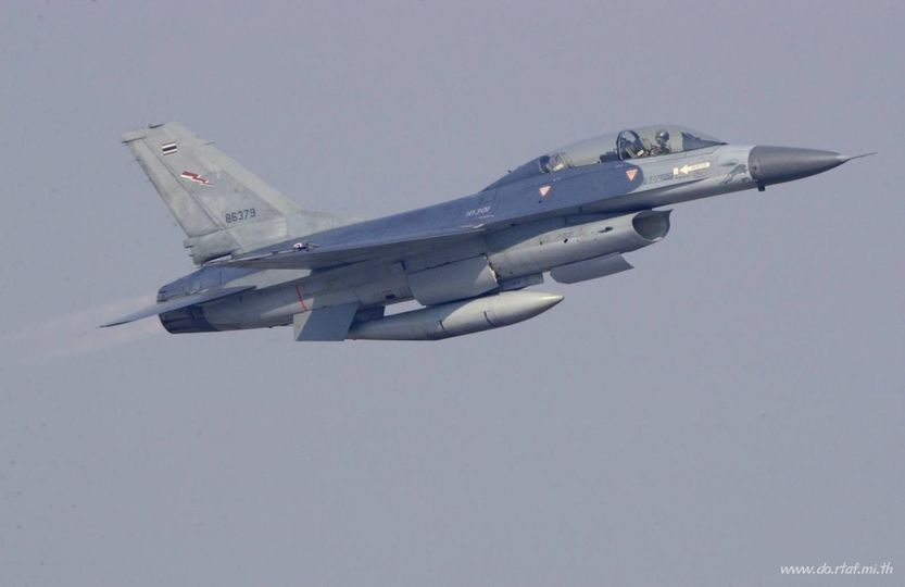 วันนี้ (21 เม.ย. 67) เวลา 09.30 กองทัพอากาศสั่งการให้เครื่องบิน  F-16  จำนวน 2 ลำ บินขึ้นจาก สนามบินตาคลี จ.นครสวรรค์ 